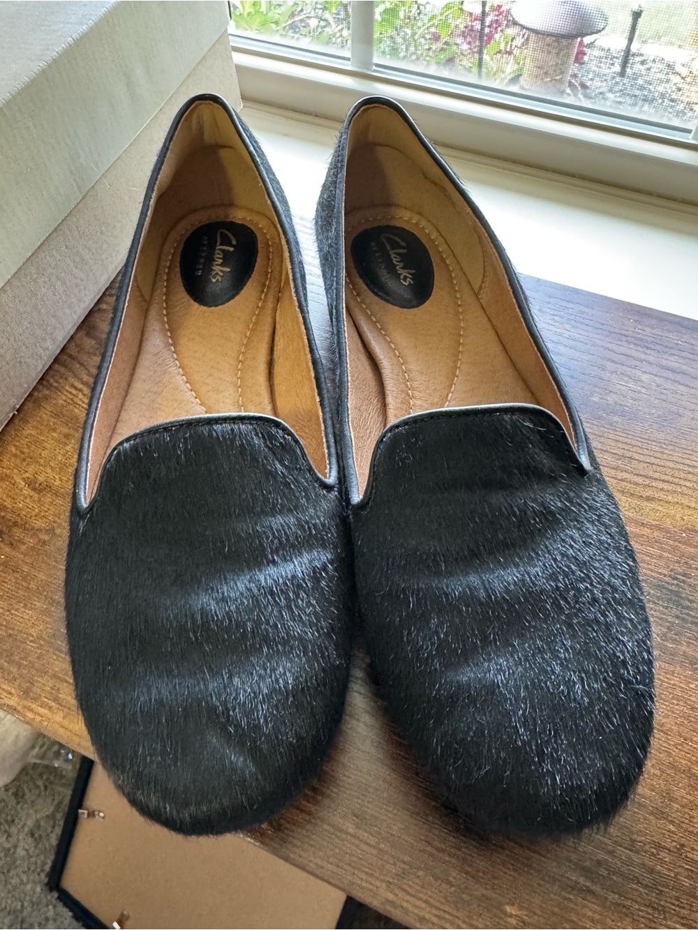 Clarks Artisan Valley Lounge Black Calf Hair Loafers Flats Sz 8M